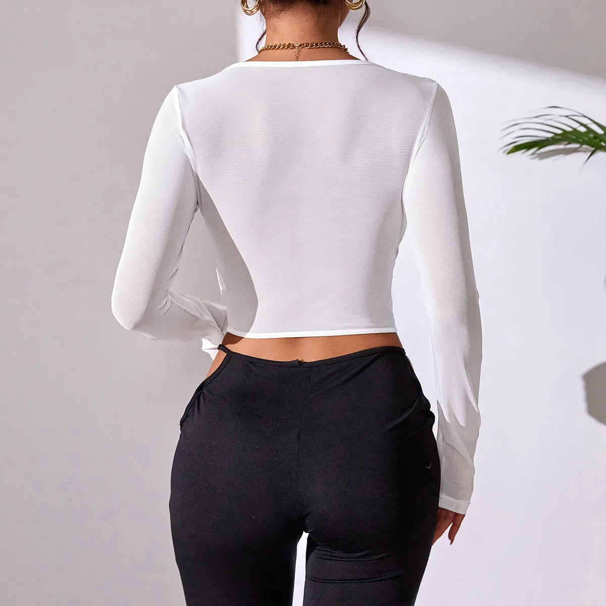 SHILOH™  Backless Crop Top